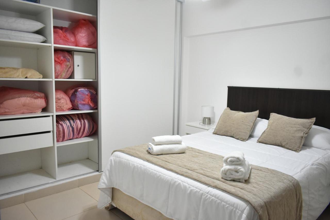 Carol 6 Apartment Salta Bagian luar foto